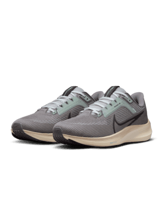 Nike Pegasus 40